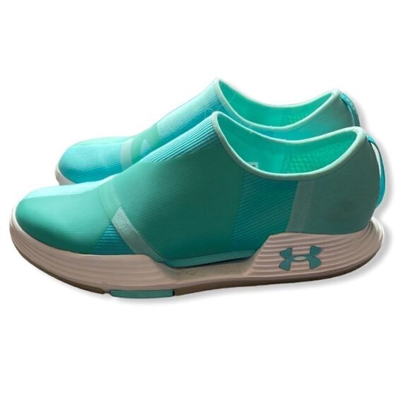 Under Armour SZ 7 Speedform Amp 2.0 Sneaker - Picture 2 of 5